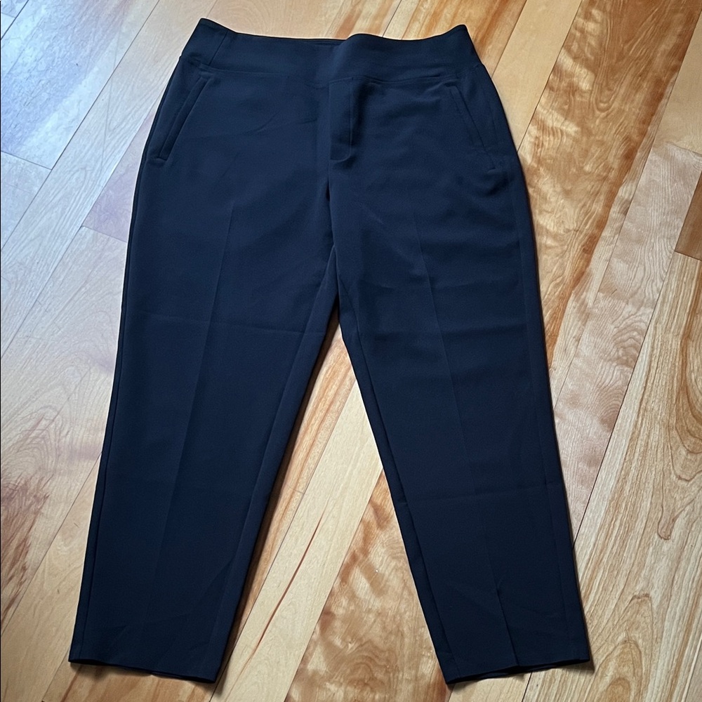 Athleta Black women’s Pants - Slim Tailored Taper